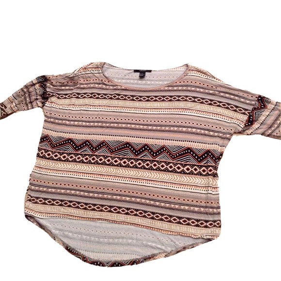 Forever 21 Tops - Forever 21 Women's Top Batwing Sleeve Shirt Tribal Pattern Size M